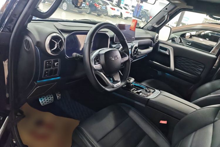 Used BAIC Off-Road BJ40 2024 2.0T Urban Hunter Honor Edition Interior 4