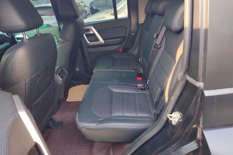 Used BAIC Off-Road BJ40 2024 2.0D Blade Hero Glory Edition Interior 4