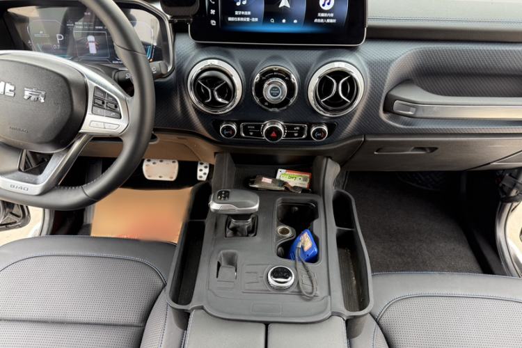 Used BAIC Off-Road BJ40 2024 2.0D Blade Hero Glory Edition Interior 7