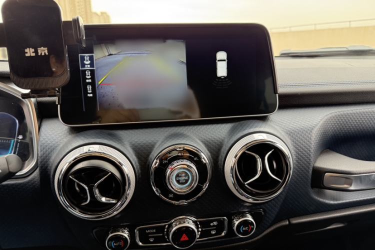 Used BAIC Off-Road BJ40 2024 2.0D Blade Hero Glory Edition Interior 9
