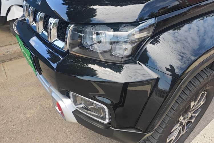 Used BAIC Off-Road BJ40 2024 2.0T Urban Hunter Honor Edition Left Front Headlight