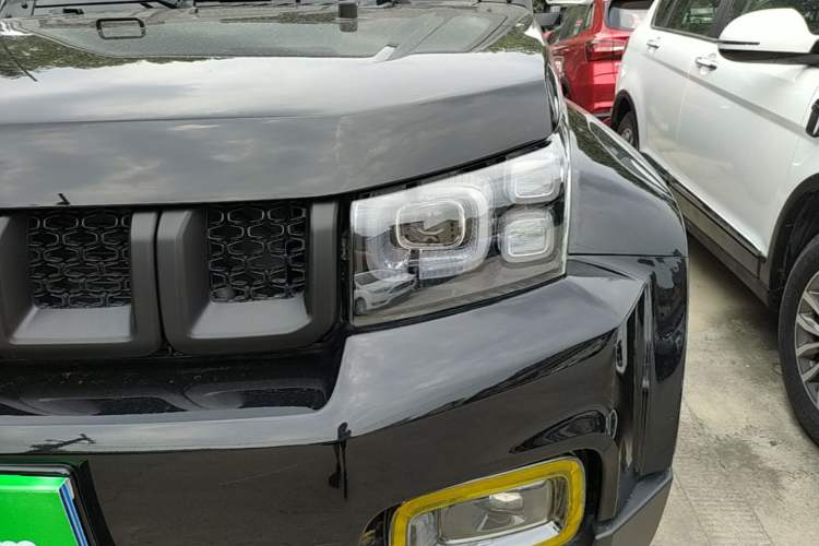 Used BAIC Off-Road BJ40 2024 2.0T Urban Hunter Honor Edition Left Front Headlight