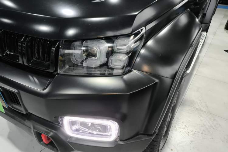 Used BAIC Off-Road BJ40 2024 2.0D Blade Hero Glory Edition Left Front Headlight
