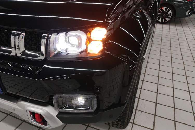 Used BAIC Off-Road BJ40 2024 2.0T Urban Hunter Honor Edition Left Front Headlight