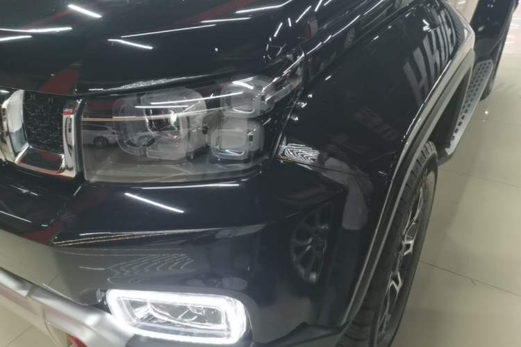 Used BAIC Off-Road BJ40 2024 2.0T Tribute to the 2020 Glory Edition Left Front Headlight