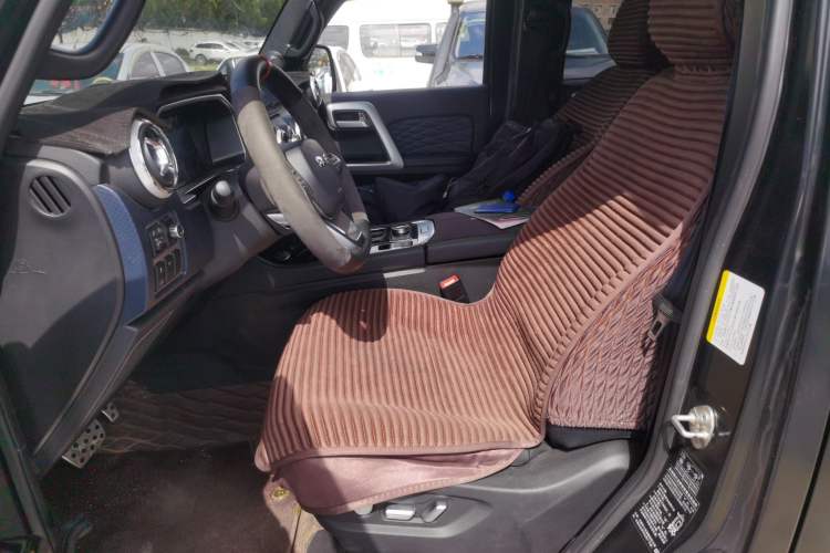Used BAIC Off-Road BJ40 2024 2.0D Blade Hero Glory Edition Left Front Seat