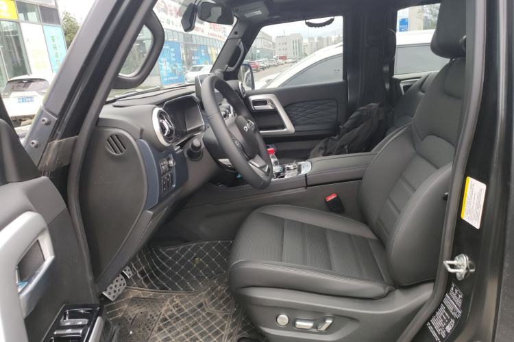Used BAIC Off-Road BJ40 2024 2.0D Blade Hero Glory Edition Left Front Seat