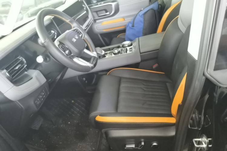 Used BAIC Off-Road BJ40 2024 2.0T All-New Urban Hunter Edition Chivalrous Style Left Front Seat