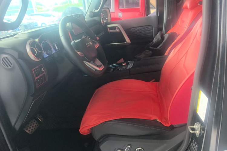 Used BAIC Off-Road BJ40 2024 2.0D Blade Hero Glory Edition Left Front Seat