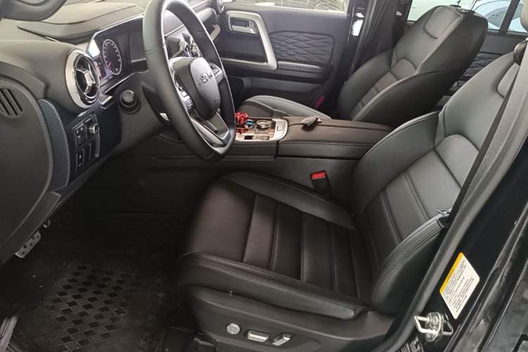 Used BAIC Off-Road BJ40 2024 2.0T Urban Hunter Honor Edition Left Front Seat