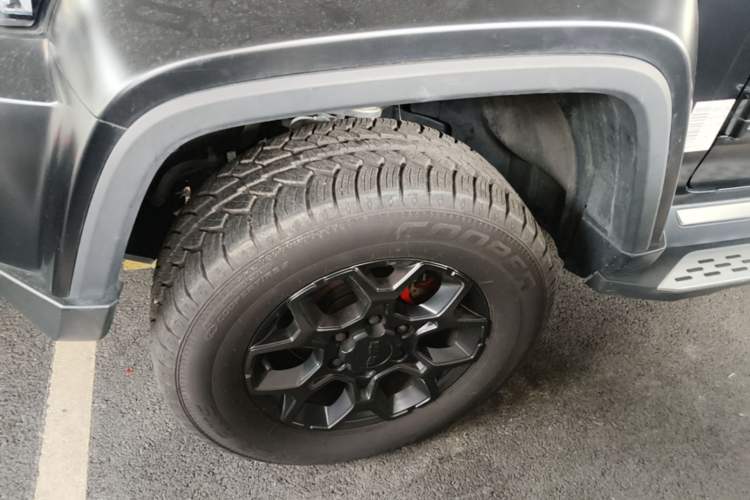 Used BAIC Off-Road BJ40 2024 2.0D Blade Hero Glory Edition Left Front Wheel Hub