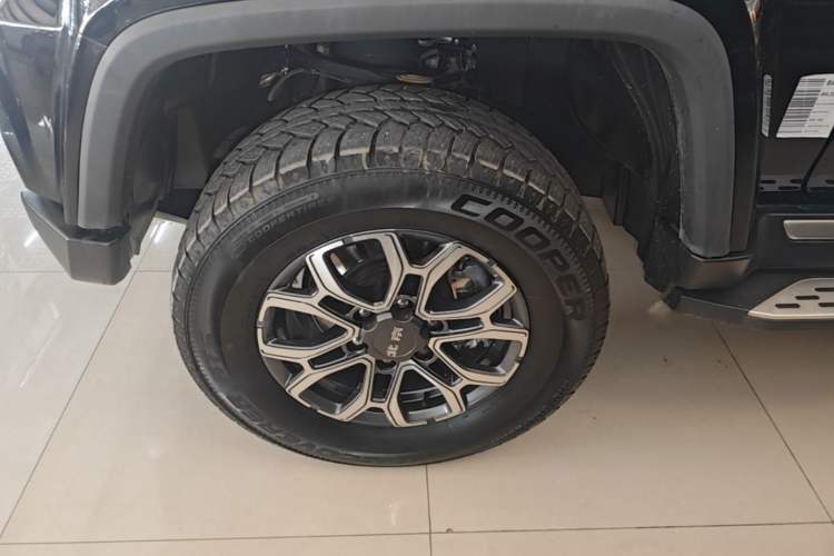Used BAIC Off-Road BJ40 2024 2.0T Urban Hunter Honor Edition Left Front Wheel Hub