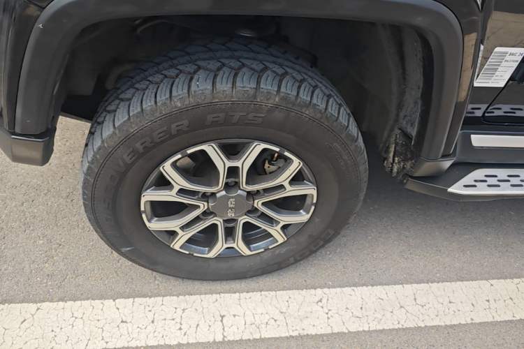 Used BAIC Off-Road BJ40 2024 2.0T Urban Hunter Honor Edition Left Front Wheel Hub