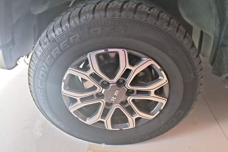Used BAIC Off-Road BJ40 2024 2.0T Urban Hunter Honor Edition Left Front Wheel Hub