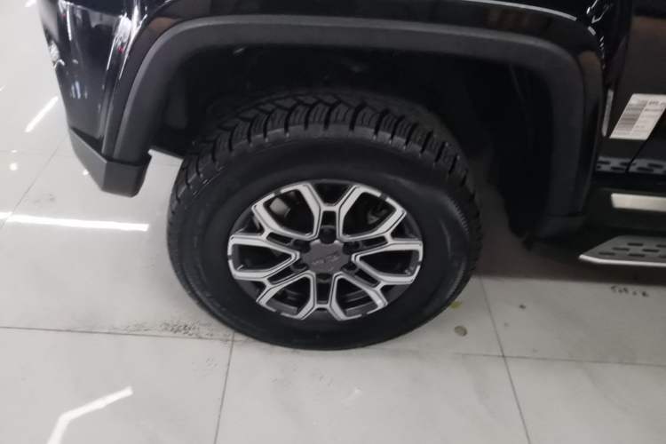 Used BAIC Off-Road BJ40 2024 2.0T Urban Hunter Honor Edition Left Front Wheel Hub