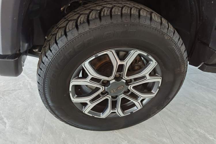 Used BAIC Off-Road BJ40 2024 2.0T Urban Hunter Honor Edition Left Front Wheel Hub