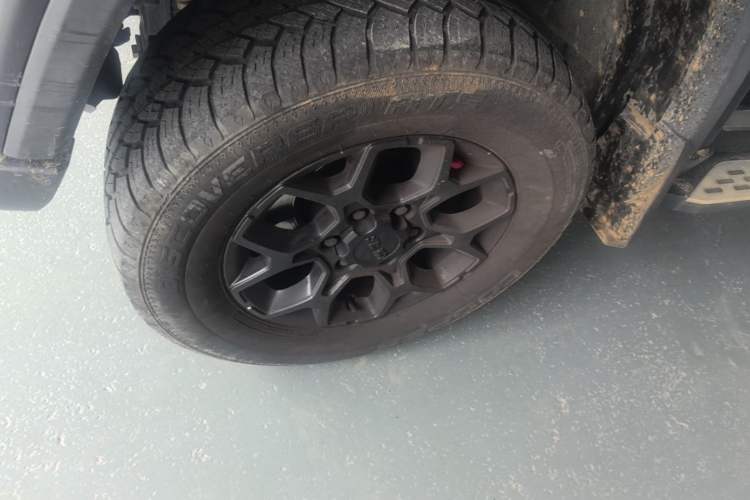 Used BAIC Off-Road BJ40 2024 2.0D Blade Hero Glory Edition Left Front Wheel Hub