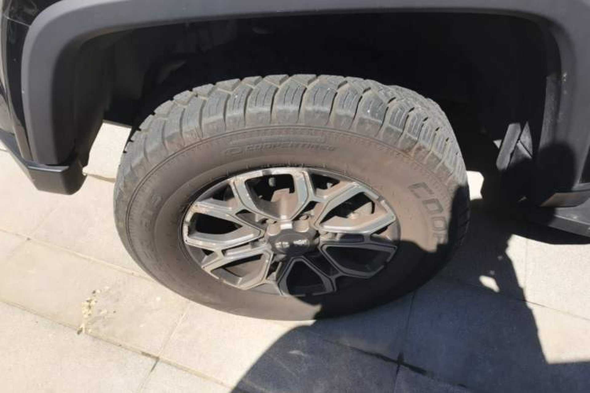 Used BAIC Off-Road BJ40 2024 2.0T Urban Hunter Honor Edition Left Front Wheel Hub