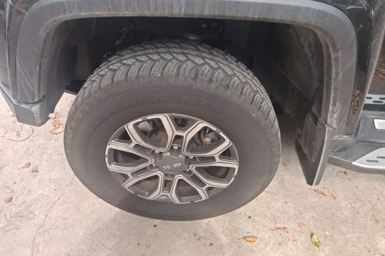Used BAIC Off-Road BJ40 2024 2.0T Urban Hunter Honor Edition Left Front Wheel Hub