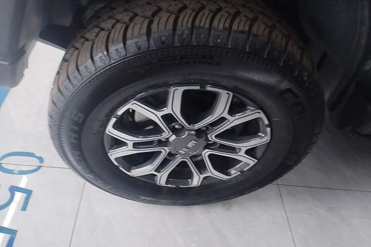 Used BAIC Off-Road BJ40 2024 2.0T Urban Hunter Honor Edition Left Front Wheel Hub