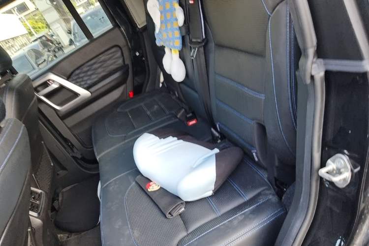 Used BAIC Off-Road BJ40 2024 2.0T Urban Hunter Honor Edition Left Rear Seat