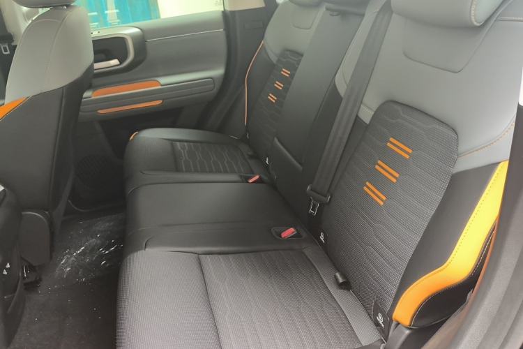 Used BAIC Off-Road BJ40 2024 2.0T All-New Blade Hero Edition Climber Left Rear Seat