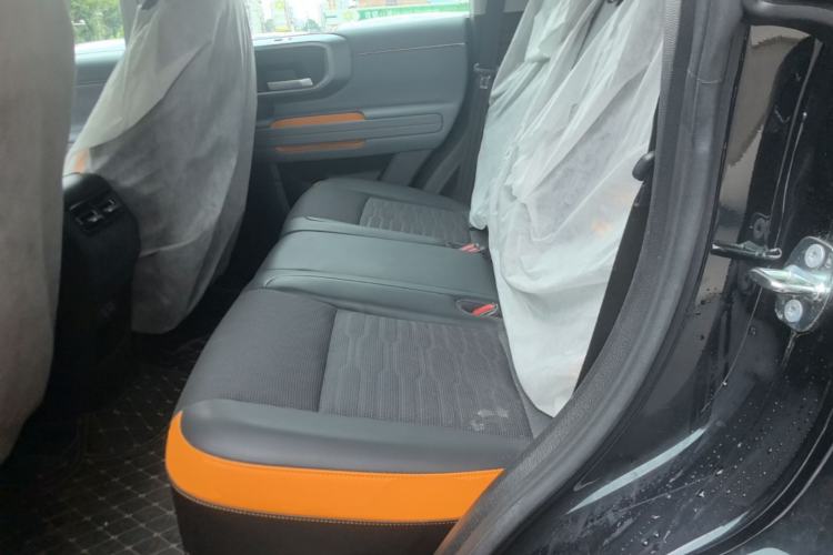 Used BAIC Off-Road BJ40 2024 2.0T All-New Blade Hero Edition Climber Left Rear Seat