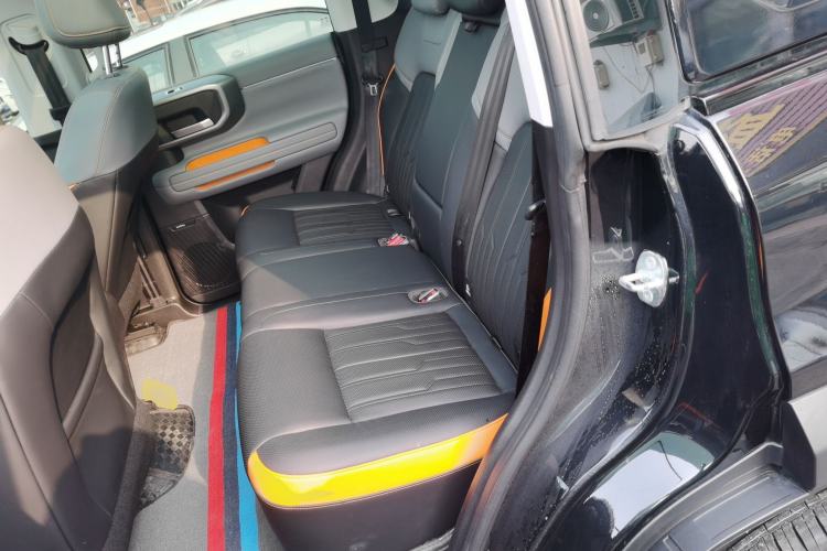 Used BAIC Off-Road BJ40 2024 2.0T All-New Urban Hunter Edition Ultimate Version Left Rear Seat