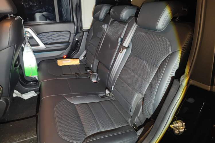 Used BAIC Off-Road BJ40 2024 2.0T Urban Hunter Honor Edition Left Rear Seat