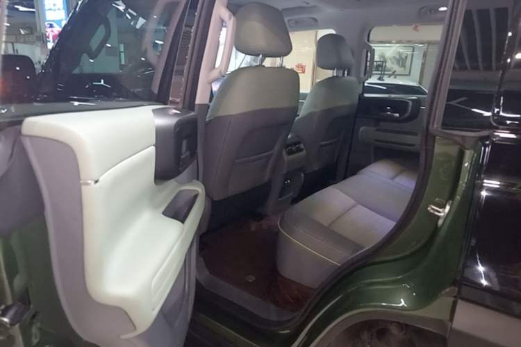 Used BAIC Off-Road BJ40 2024 2.0D All-New Blade Hero Crosser Left Rear Seat