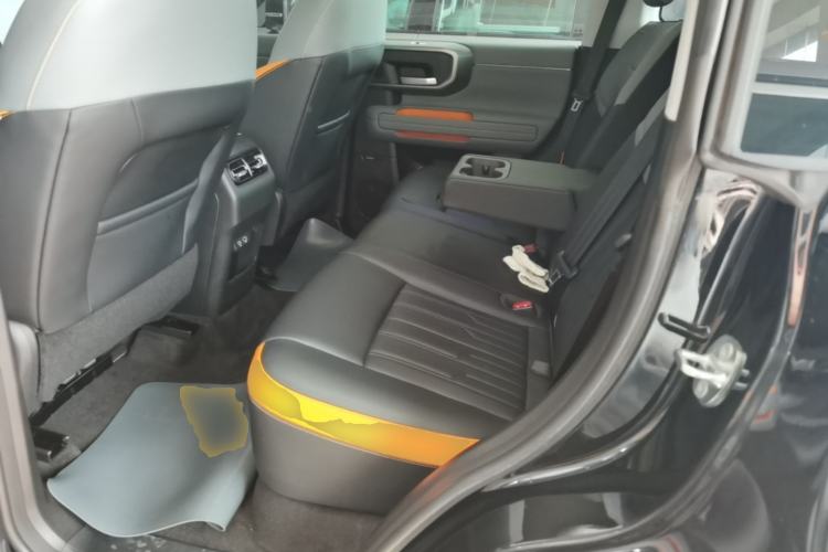 Used BAIC Off-Road BJ40 2024 2.0T All-New Urban Hunter Edition Ultimate Version Left Rear Seat