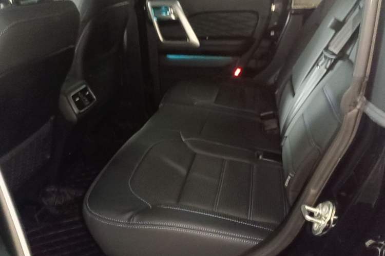 Used BAIC Off-Road BJ40 2024 2.0T Urban Hunter Honor Edition Left Rear Seat
