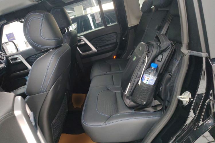 Used BAIC Off-Road BJ40 2024 2.0T Urban Hunter Honor Edition Left Rear Seat