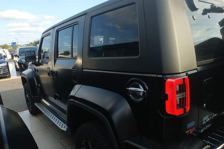 Used BAIC Off-Road BJ40 2024 2.0D Blade Hero Glory Edition Left Side