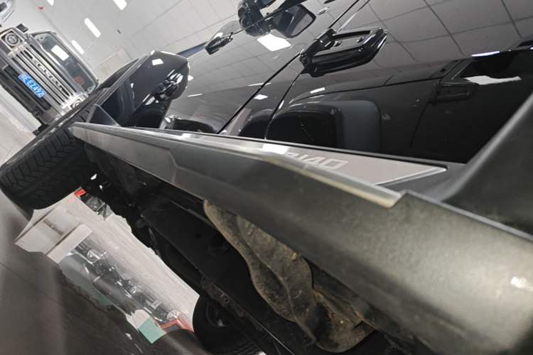 Used BAIC Off-Road BJ40 2024 2.0T Urban Hunter Honor Edition Left Side Sill