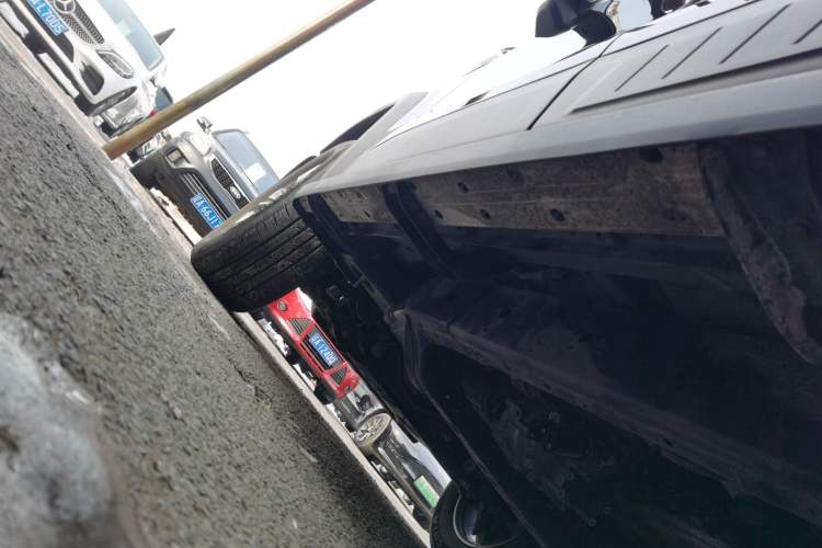 Used BAIC Off-Road BJ40 2024 2.0T All-New Urban Hunter Edition Ultimate Version Left Side Sill