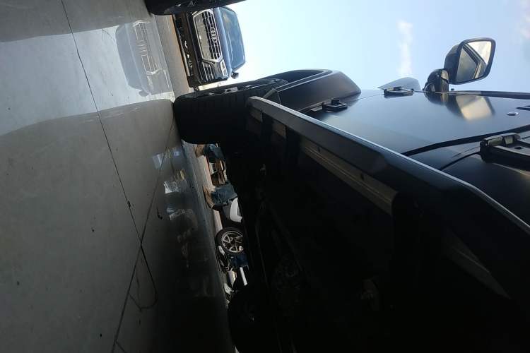 Used BAIC Off-Road BJ40 2024 2.0D Blade Hero Glory Edition Left Side Sill