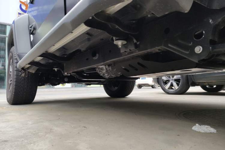 Used BAIC Off-Road BJ40 2024 2.0D Blade Hero Glory Edition Left Side Sill