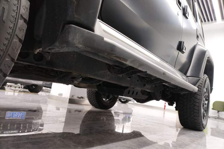 Used BAIC Off-Road BJ40 2024 2.0D Blade Hero Glory Edition Left Side Sill