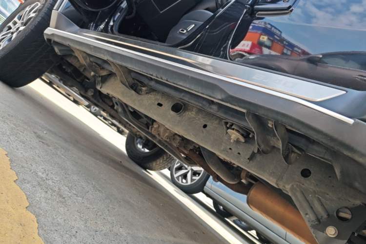 Used BAIC Off-Road BJ40 2024 2.0T Urban Hunter Honor Edition Left Side Sill