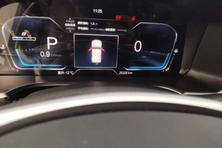 Used BAIC Off-Road BJ40 2024 2.0D Blade Hero Glory Edition Odometer Close Up