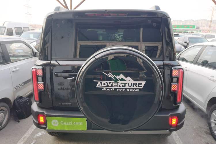 Used BAIC Off-Road BJ40 2024 2.0T All-New Urban Hunter Edition Ultimate Version Rear