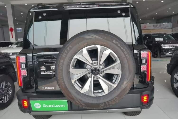 Used BAIC Off-Road BJ40 2024 2.0T All-New Urban Hunter Edition Ultimate Version Rear