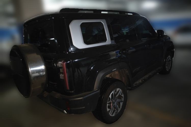 Used BAIC Off-Road BJ40 2024 2.0T All-New Urban Hunter Edition Chivalrous Style Rear Right 45 Deg