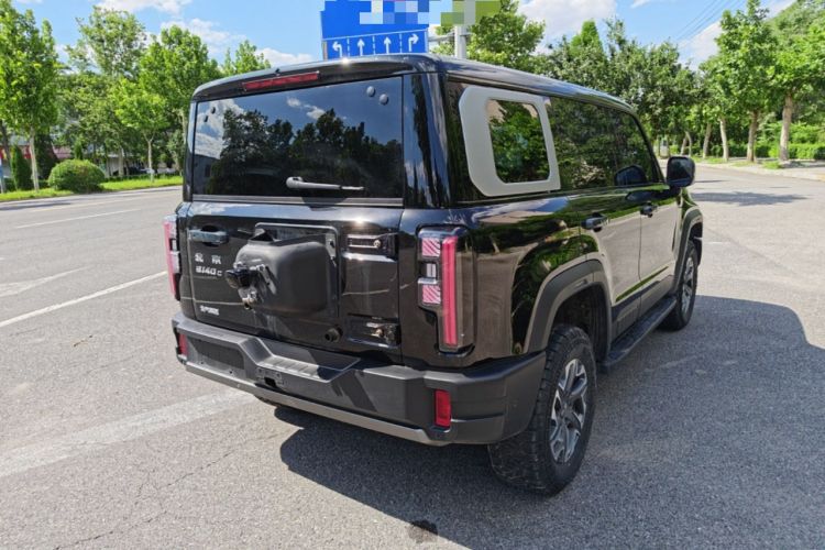 Used BAIC Off-Road BJ40 2024 2.0T All-New Urban Hunter Edition Chivalrous Style Rear Right 45 Deg