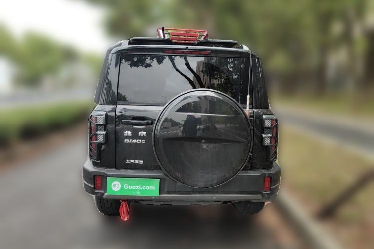 Used BAIC Off-Road BJ40 2024 2.0T All-New Urban Hunter Edition Chivalrous Style Rear