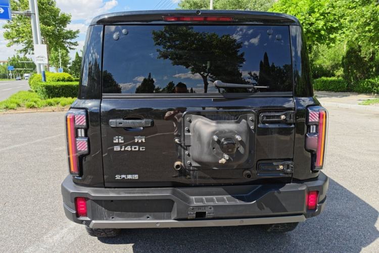 Used BAIC Off-Road BJ40 2024 2.0T All-New Urban Hunter Edition Chivalrous Style Rear