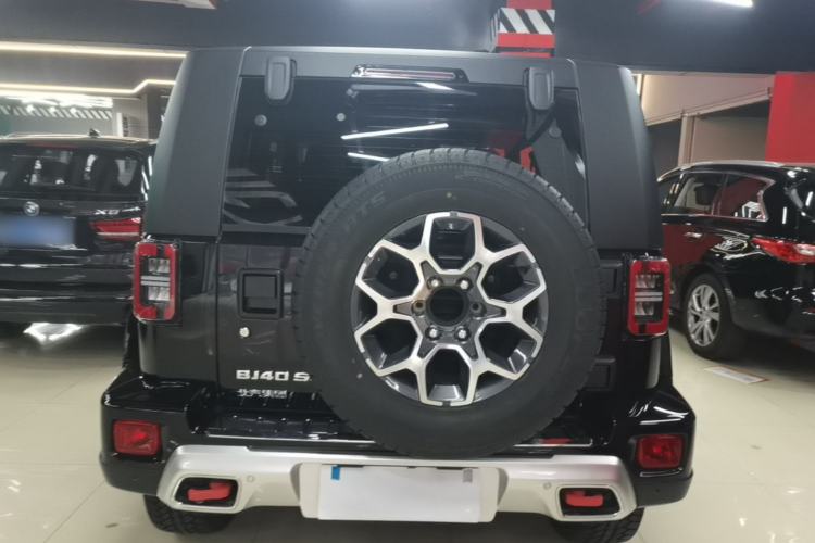 Used BAIC Off-Road BJ40 2024 2.0T Tribute to the 2020 Glory Edition Rear