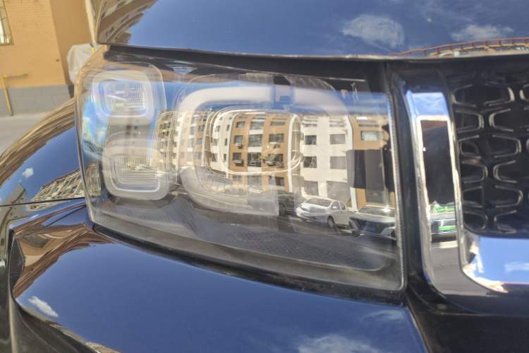 Used BAIC Off-Road BJ40 2024 2.0T Urban Hunter Honor Edition Right Front Headlight