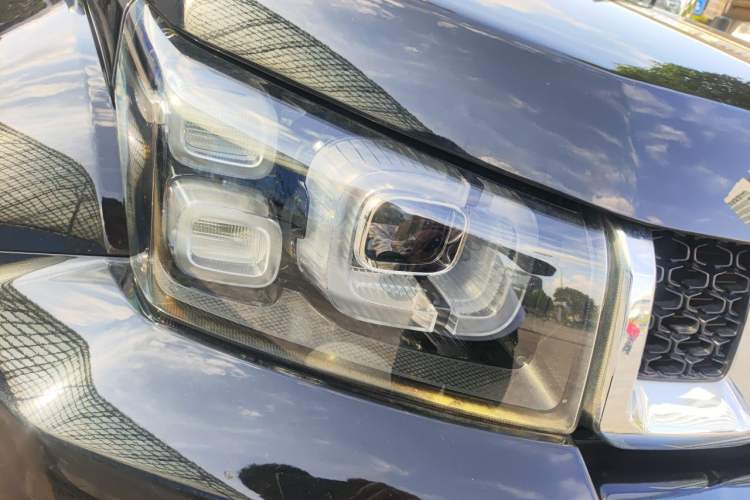 Used BAIC Off-Road BJ40 2024 2.0T Urban Hunter Honor Edition Right Front Headlight